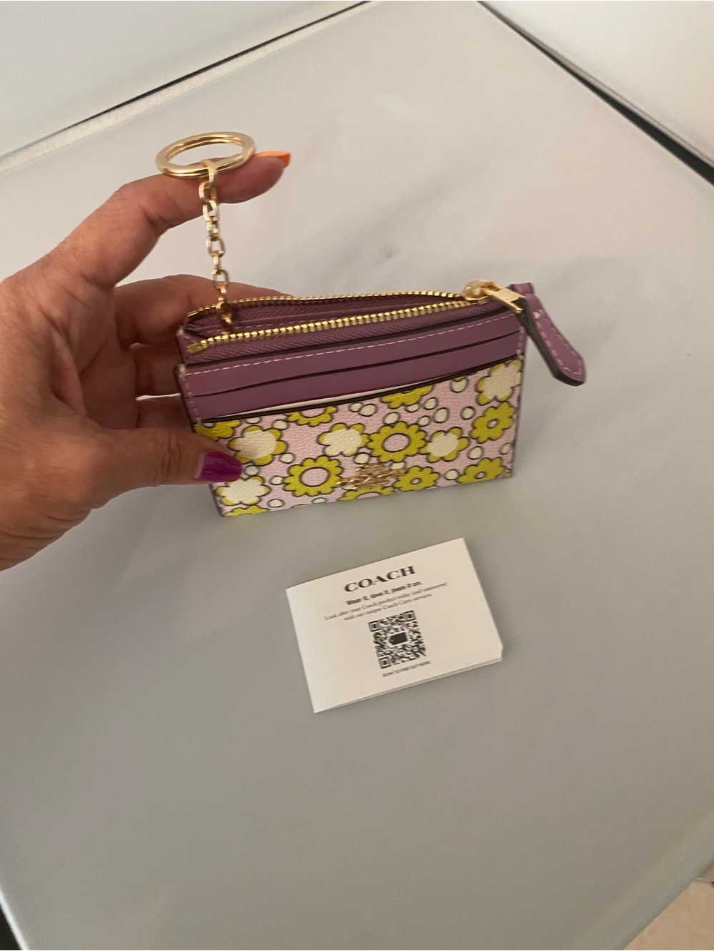 NWT - Coach Lavender Pink Yellow Floral Card Case/key Ring with Gold Coach Logo - Picture 6 of 7